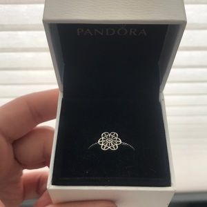 Pandora Ring